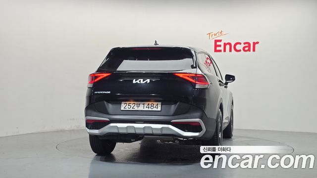 Kia Sportage 2023 — photo 4