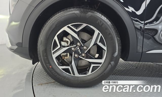 Kia Sportage 2023 — photo 5