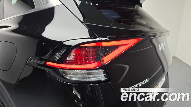 Kia Sportage 2023 — photo 9