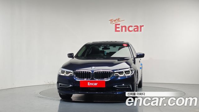 BMW 5-Series 2019 — photo 3