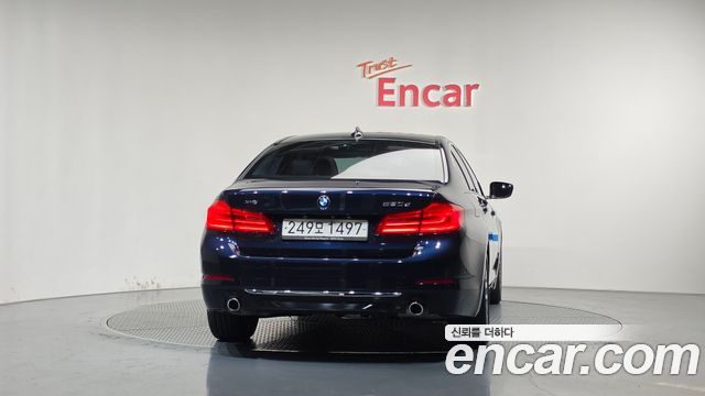 BMW 5-Series 2019 — photo 4