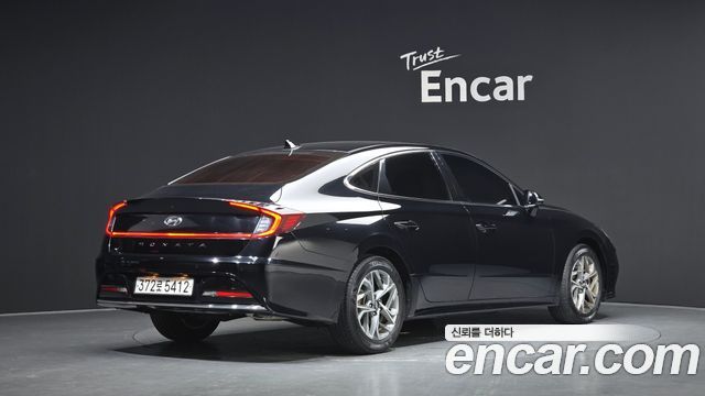 Hyundai Sonata 2022 — photo 2