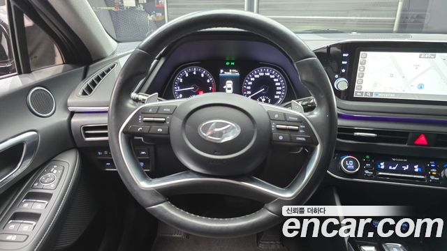 Hyundai Sonata 2022 — photo 19