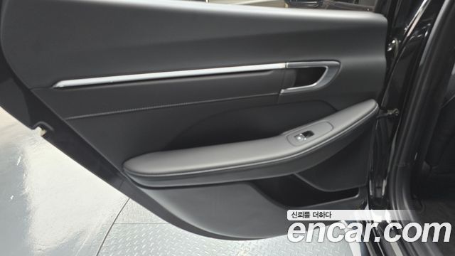 Hyundai Sonata 2022 — photo 15