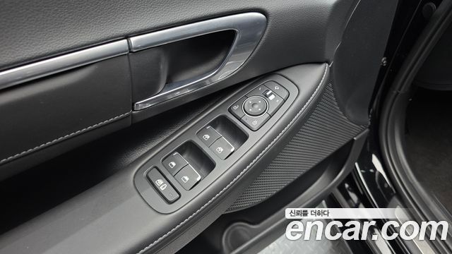 Hyundai Sonata 2022 — photo 30