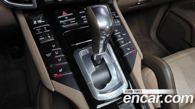 Porsche Cayenne 2013 — photo 9