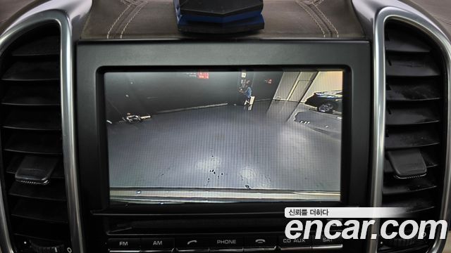 Porsche Cayenne 2013 — photo 15
