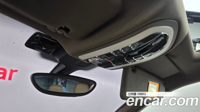 Porsche Cayenne 2013 — photo 16