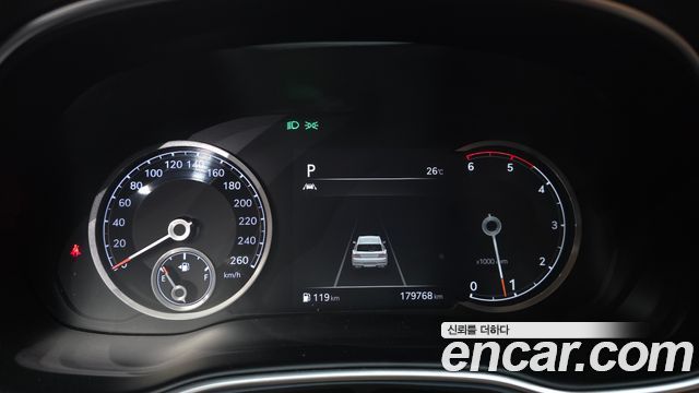Genesis GV80 2020 — photo 11