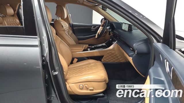 Genesis GV80 2020 — photo 17