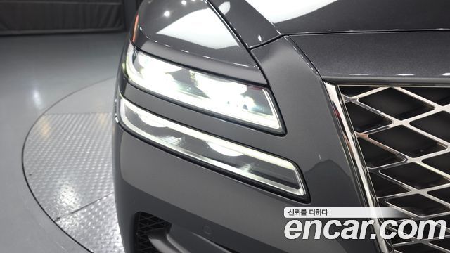 Genesis GV80 2020 — photo 8