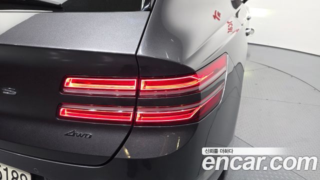 Genesis GV80 2020 — photo 9