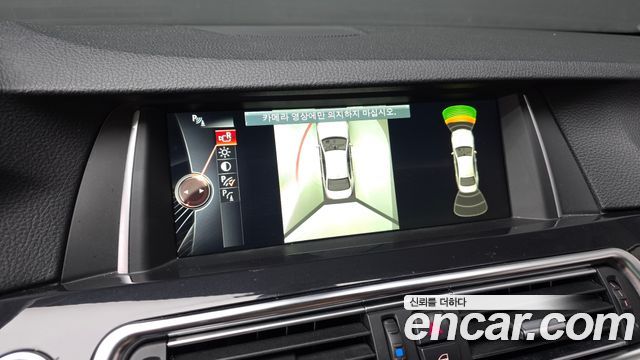 BMW 5-Series 2016 — photo 17