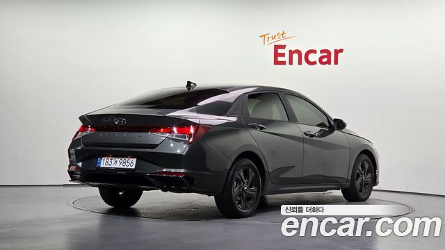 Hyundai AVANTE 2023 — photo 2