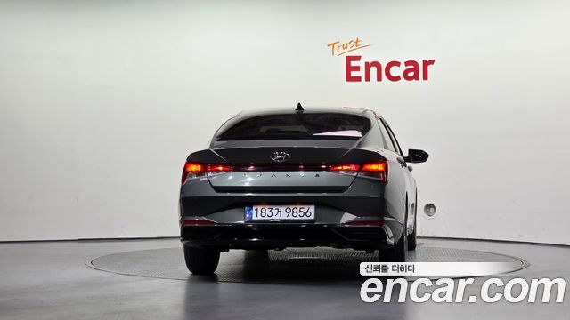 Hyundai AVANTE 2023 — photo 4