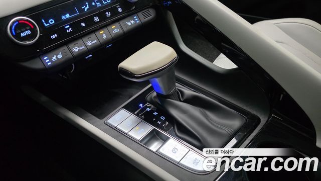 Hyundai AVANTE 2023 — photo 9