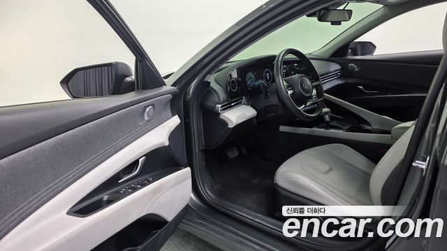 Hyundai AVANTE 2023 — photo 12