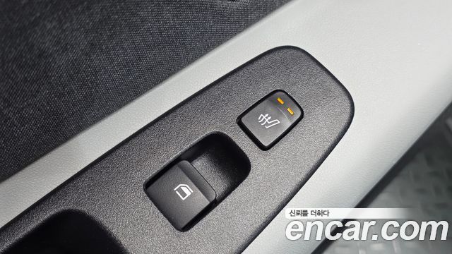 Hyundai AVANTE 2023 — photo 19