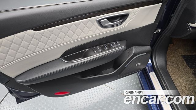 Renault Korea SM6 2016 — photo 14
