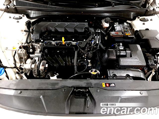 Hyundai AVANTE 2021 — photo 6