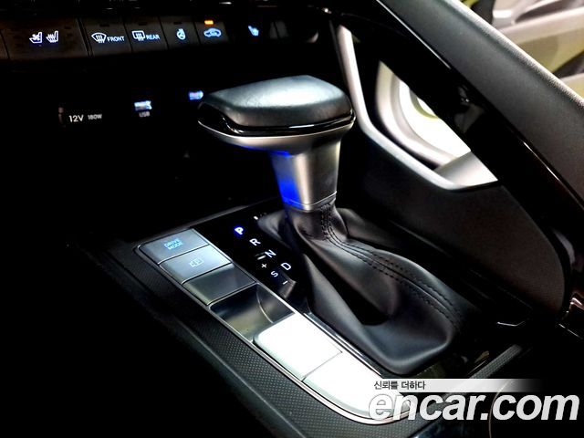 Hyundai AVANTE 2021 — photo 9