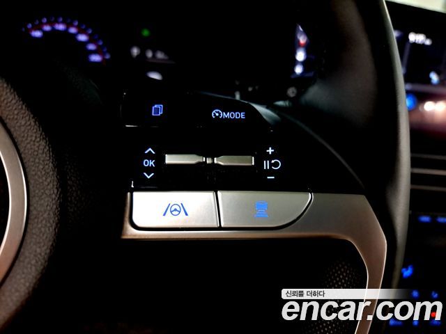 Hyundai AVANTE 2021 — photo 12