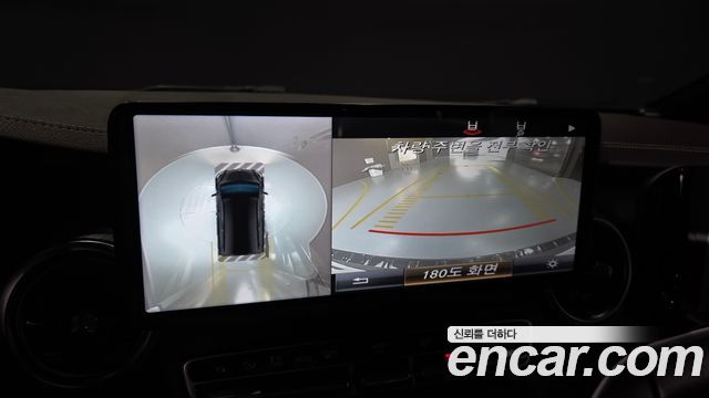 Mercedes-Benz V-Class 2018 — photo 17