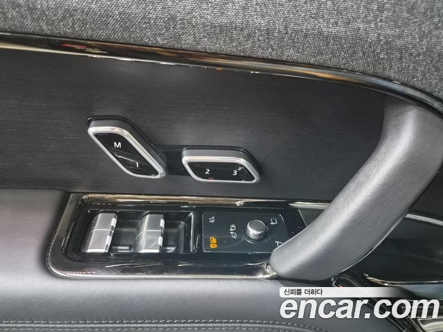 Land Rover Range Rover Sport 2024 — photo 11