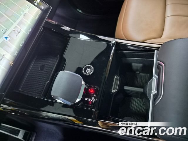 Land Rover Range Rover Sport 2024 — photo 12
