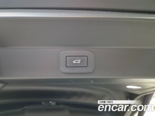 Land Rover Range Rover Sport 2024 — photo 18
