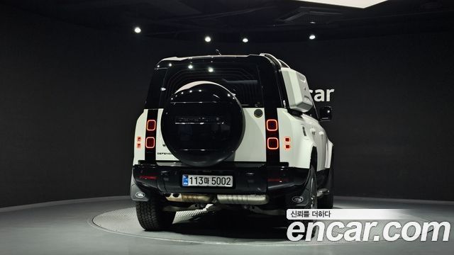 Land Rover Defender 2025 — photo 4