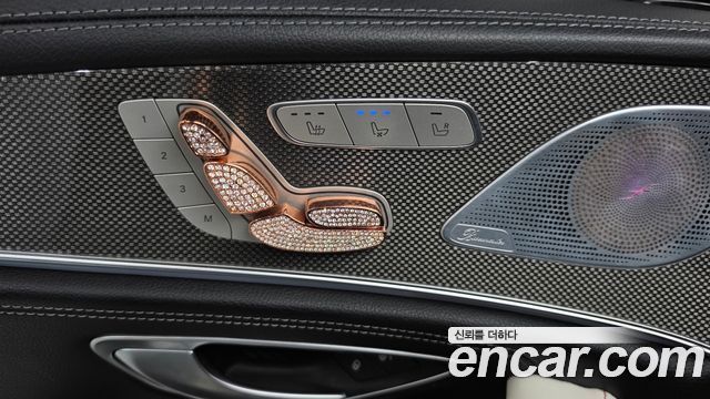 Mercedes-Benz CLS-Class 2019 — photo 30