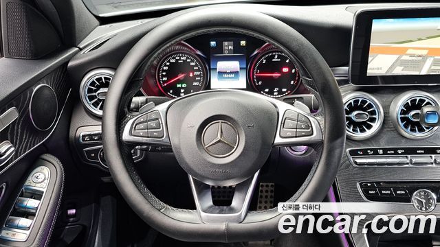 Mercedes-Benz C-Class 2016 — photo 13