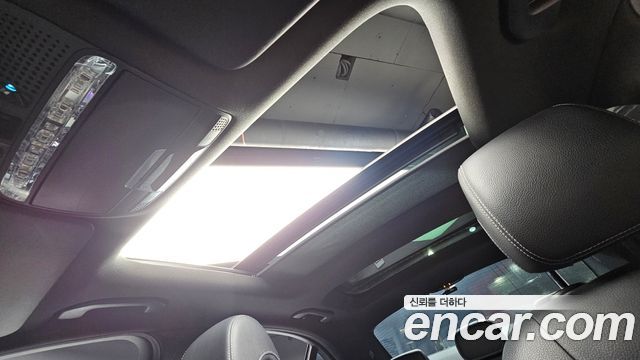 Mercedes-Benz C-Class 2016 — photo 17
