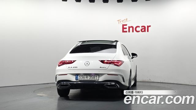 Mercedes-Benz CLA-Class 2022 — photo 4
