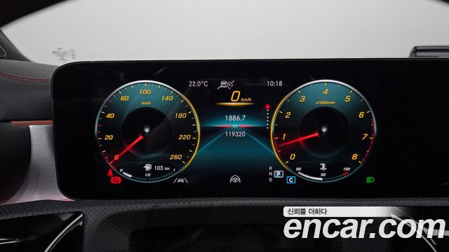 Mercedes-Benz CLA-Class 2022 — photo 11