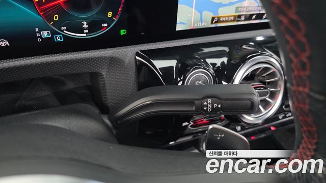 Mercedes-Benz CLA-Class 2022 — photo 12