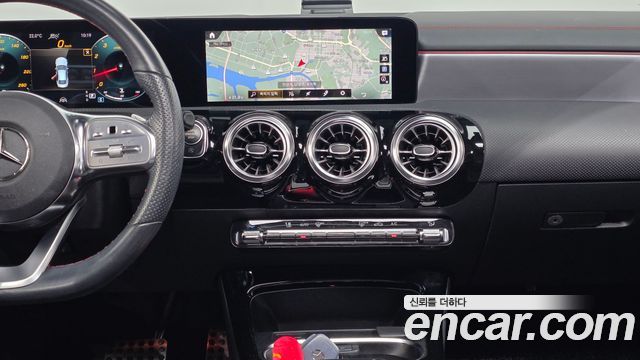 Mercedes-Benz CLA-Class 2022 — photo 19