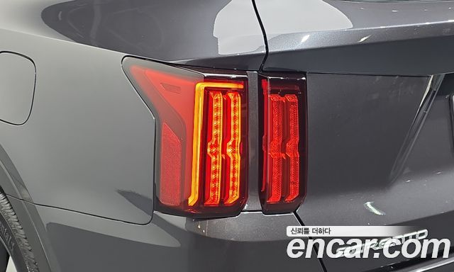 Kia Sorento 2023 — photo 9