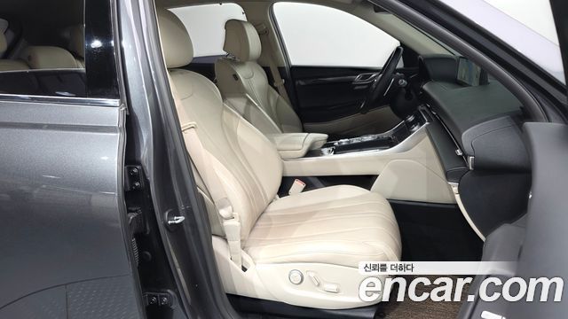 Genesis GV80 2022 — photo 17