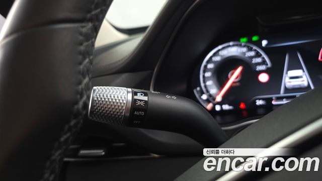 Genesis GV80 2022 — photo 38