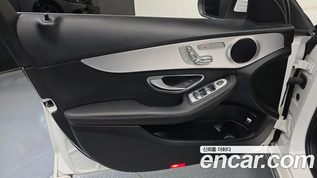 Mercedes-Benz C-Class 2018 — photo 14