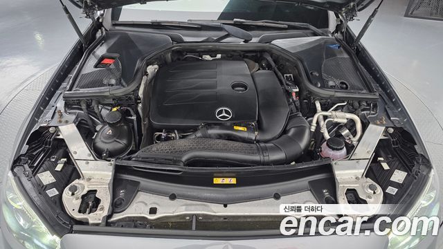 Mercedes-Benz E-Class 2021 — photo 6