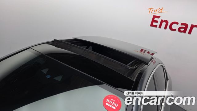 Mercedes-Benz E-Class 2021 — photo 20