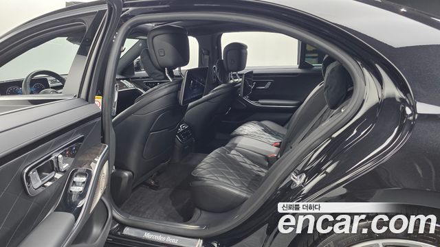 Mercedes-Benz S-Class 2021 — photo 11