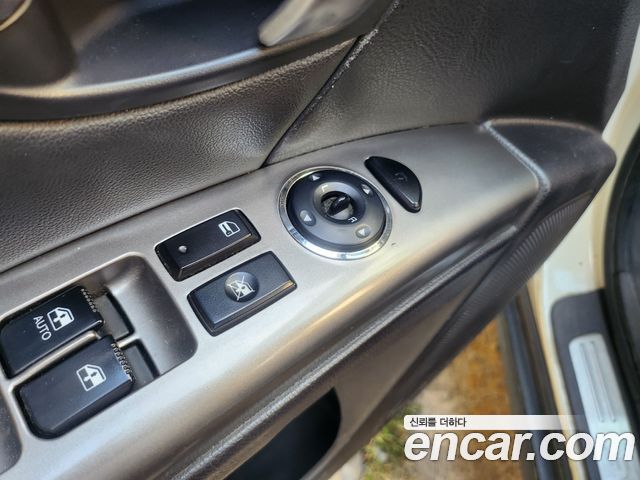 Hyundai Santafe 2010 — photo 13