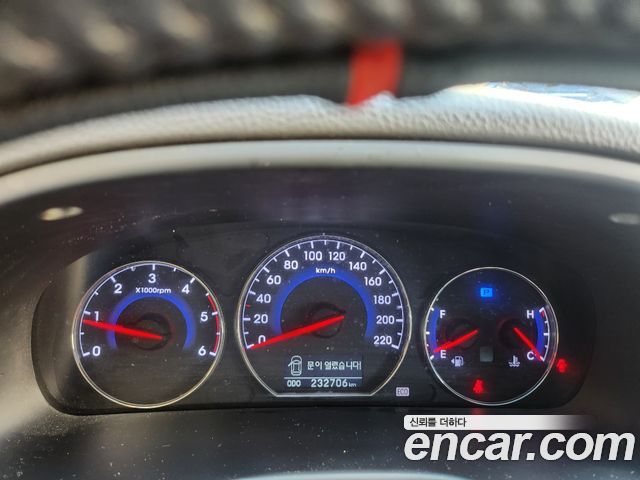 Hyundai Santafe 2010 — photo 19