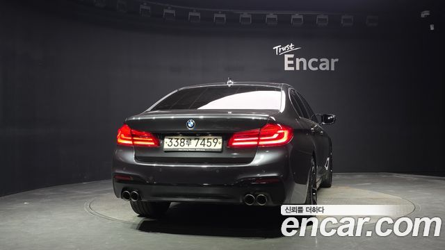 BMW 5-Series 2018 — photo 4