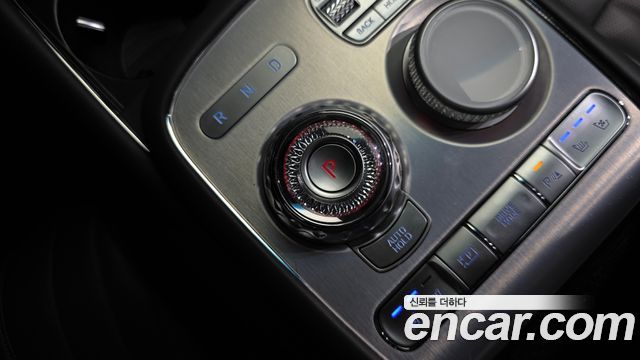 Genesis G90 2023 — photo 9