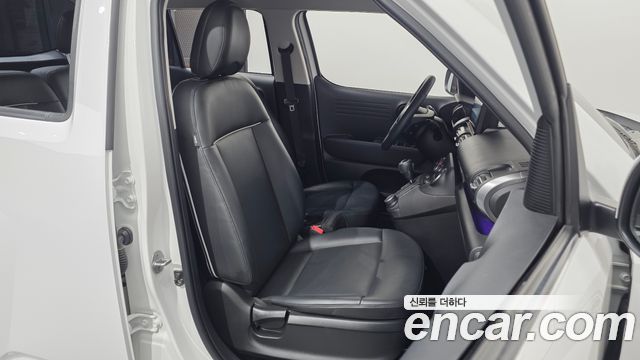 Hyundai Casper 2023 — photo 16